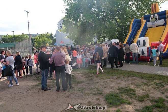 Festyn z „Jedynką” i Radą Osiedla Śródmieście [19.05.2016] - zdjęcie #4 - eOstroleka.pl
