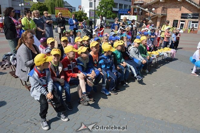 Przedszkolny Festiwal Tańca z „Krainą Misiów” [20.05.2016] - zdjęcie #2 - eOstroleka.pl