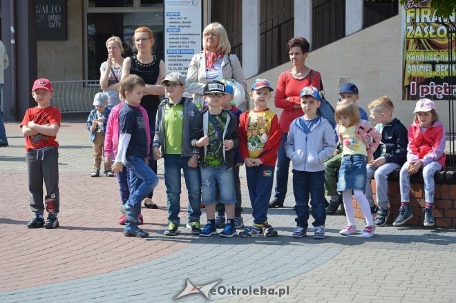 Przedszkolny Festiwal Tańca z „Krainą Misiów” [20.05.2016] - zdjęcie #33 - eOstroleka.pl