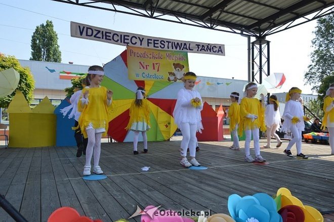 Przedszkolny Festiwal Tańca z „Krainą Misiów” [20.05.2016] - zdjęcie #36 - eOstroleka.pl