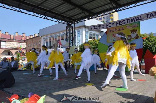 Przedszkolny Festiwal Tańca z „Krainą Misiów” [20.05.2016] - zdjęcie #44 - eOstroleka.pl