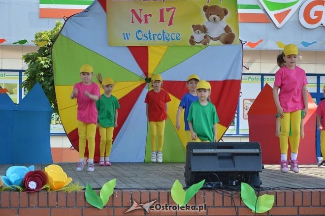 Przedszkolny Festiwal Tańca z „Krainą Misiów” [20.05.2016] - zdjęcie #73 - eOstroleka.pl