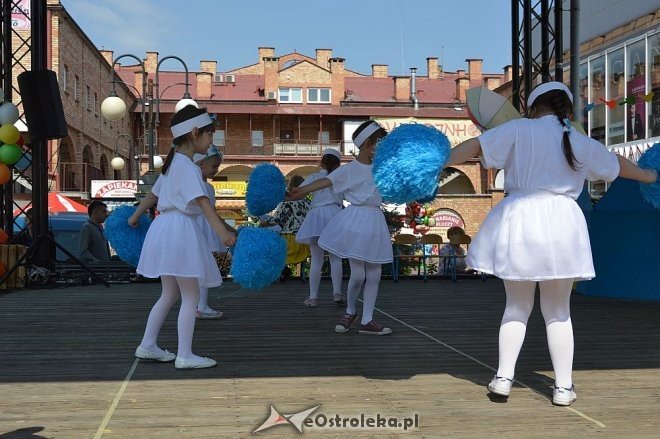 Przedszkolny Festiwal Tańca z „Krainą Misiów” [20.05.2016] - zdjęcie #85 - eOstroleka.pl