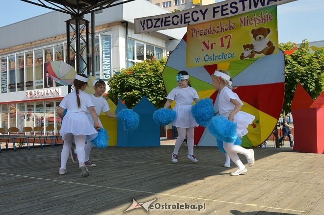 Przedszkolny Festiwal Tańca z „Krainą Misiów” [20.05.2016] - zdjęcie #81 - eOstroleka.pl