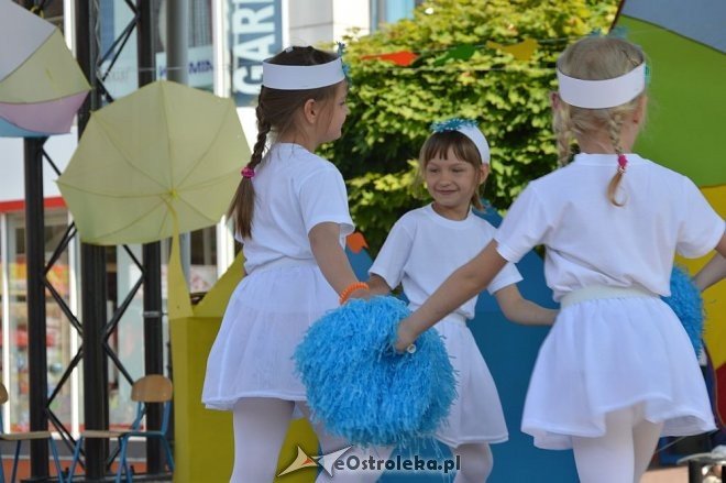 Przedszkolny Festiwal Tańca z „Krainą Misiów” [20.05.2016] - zdjęcie #92 - eOstroleka.pl