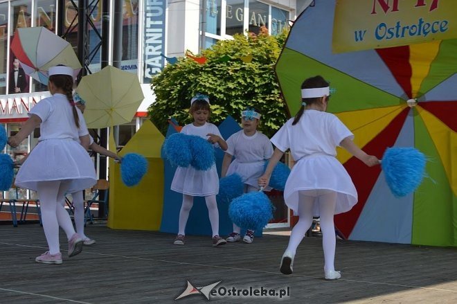 Przedszkolny Festiwal Tańca z „Krainą Misiów” [20.05.2016] - zdjęcie #66 - eOstroleka.pl
