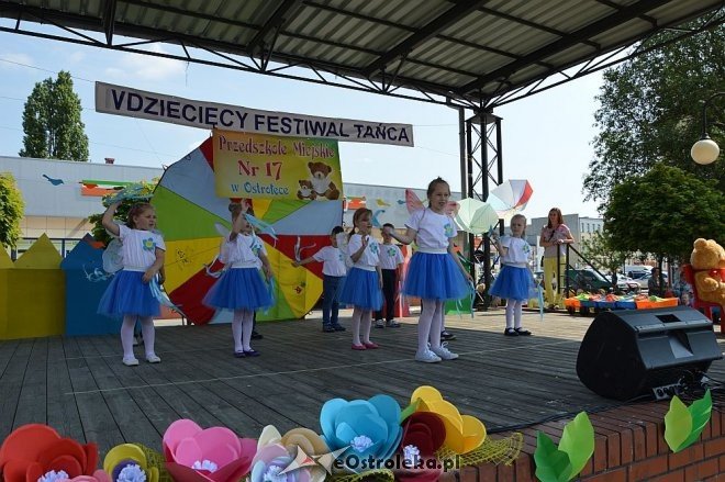 Przedszkolny Festiwal Tańca z „Krainą Misiów” [20.05.2016] - zdjęcie #118 - eOstroleka.pl