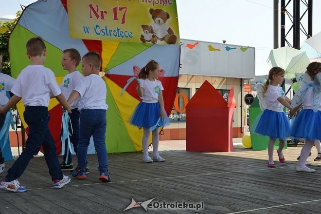 Przedszkolny Festiwal Tańca z „Krainą Misiów” [20.05.2016] - zdjęcie #135 - eOstroleka.pl