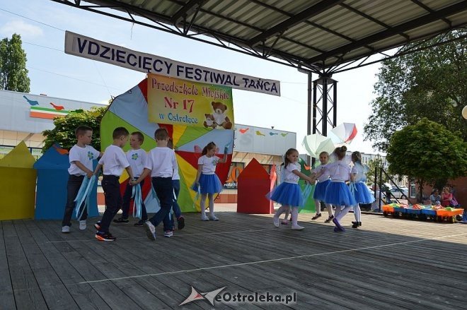 Przedszkolny Festiwal Tańca z „Krainą Misiów” [20.05.2016] - zdjęcie #138 - eOstroleka.pl