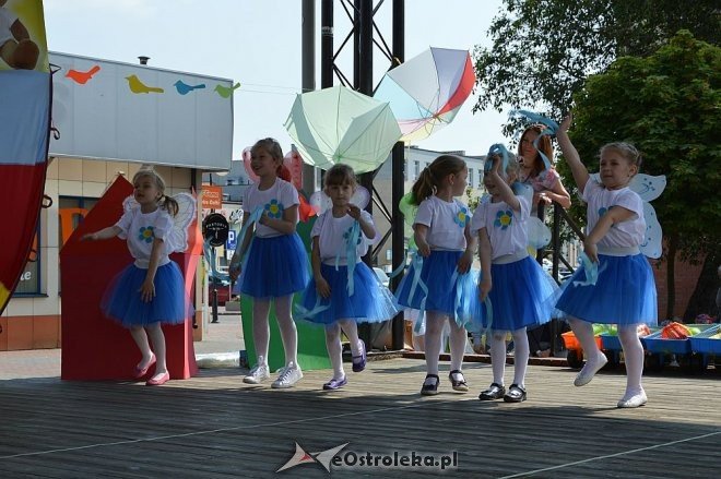 Przedszkolny Festiwal Tańca z „Krainą Misiów” [20.05.2016] - zdjęcie #143 - eOstroleka.pl