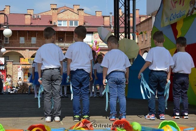 Przedszkolny Festiwal Tańca z „Krainą Misiów” [20.05.2016] - zdjęcie #147 - eOstroleka.pl