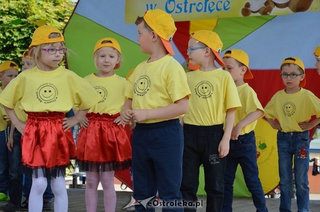 Przedszkolny Festiwal Tańca z „Krainą Misiów” [20.05.2016] - zdjęcie #17 - eOstroleka.pl