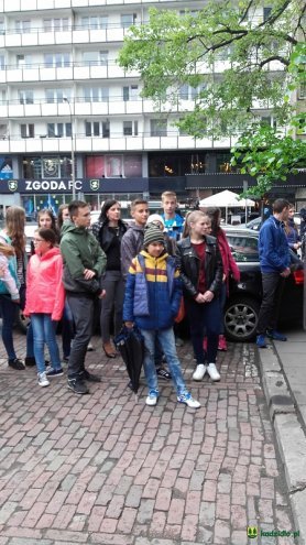 Gimnazjaliści z Kadzidła na kolejnej historycznej wyprawie w Polskę [20.05.2016] - zdjęcie #15 - eOstroleka.pl
