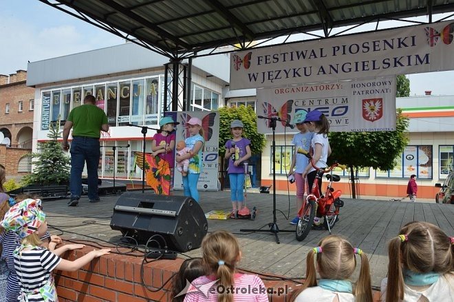 III edycja Festiwalu Piosenki w Języku Angielskim [21.05.2016] - zdjęcie #9 - eOstroleka.pl