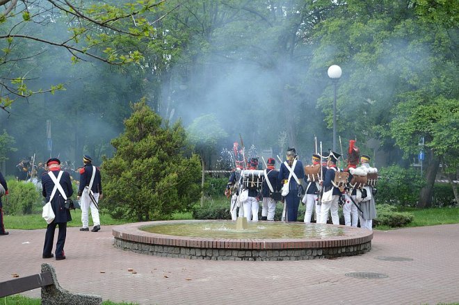 Inscenizacja obrony klasztoru w Ostrołęce [21.05.2016] - zdjęcie #123 - eOstroleka.pl