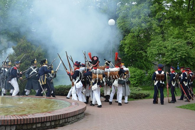 Inscenizacja obrony klasztoru w Ostrołęce [21.05.2016] - zdjęcie #114 - eOstroleka.pl