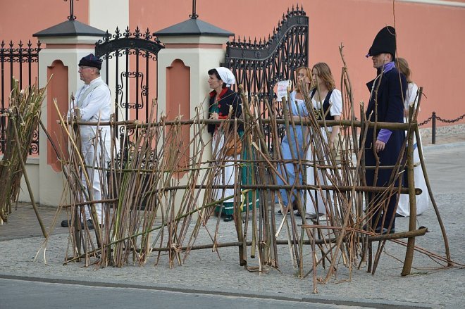 Inscenizacja obrony klasztoru w Ostrołęce [21.05.2016] - zdjęcie #63 - eOstroleka.pl