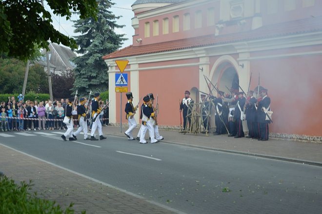 Inscenizacja obrony klasztoru w Ostrołęce [21.05.2016] - zdjęcie #84 - eOstroleka.pl