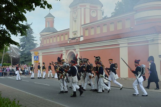 Inscenizacja obrony klasztoru w Ostrołęce [21.05.2016] - zdjęcie #79 - eOstroleka.pl