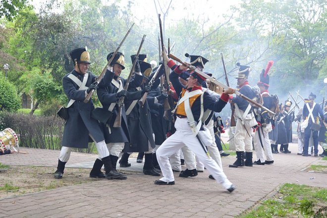 Inscenizacja obrony klasztoru w Ostrołęce [21.05.2016] - zdjęcie #62 - eOstroleka.pl