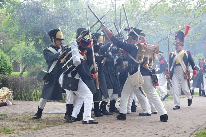 Inscenizacja obrony klasztoru w Ostrołęce [21.05.2016] - zdjęcie #61 - eOstroleka.pl