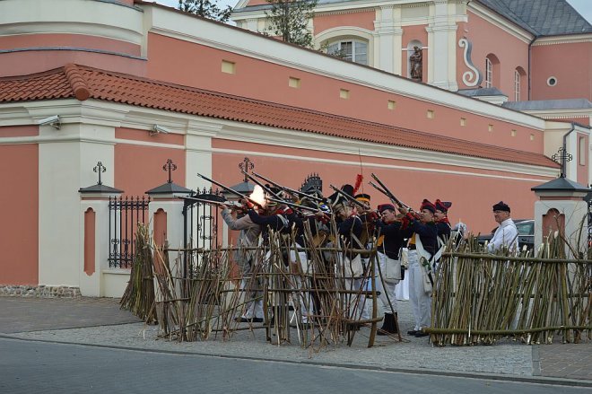 Inscenizacja obrony klasztoru w Ostrołęce [21.05.2016] - zdjęcie #150 - eOstroleka.pl