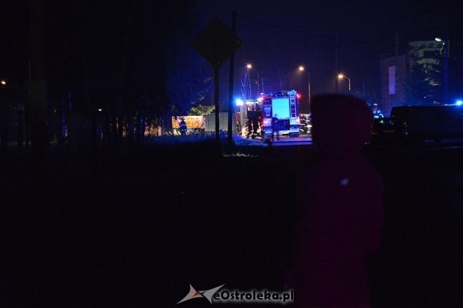Ostrołęka: Potężny wybuch na stacji paliw. Płonie kilka tysięcy litrów gazu [21.05.2016] - zdjęcie #1 - eOstroleka.pl