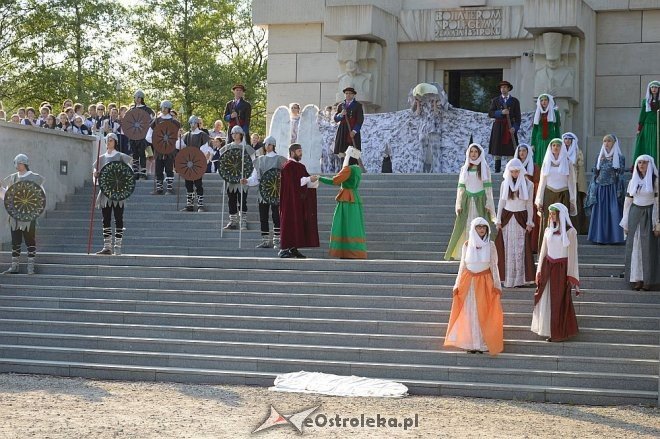 Miejskie obchody 1050. rocznicy Chrztu Polski [22.05.2016] - zdjęcie #98 - eOstroleka.pl