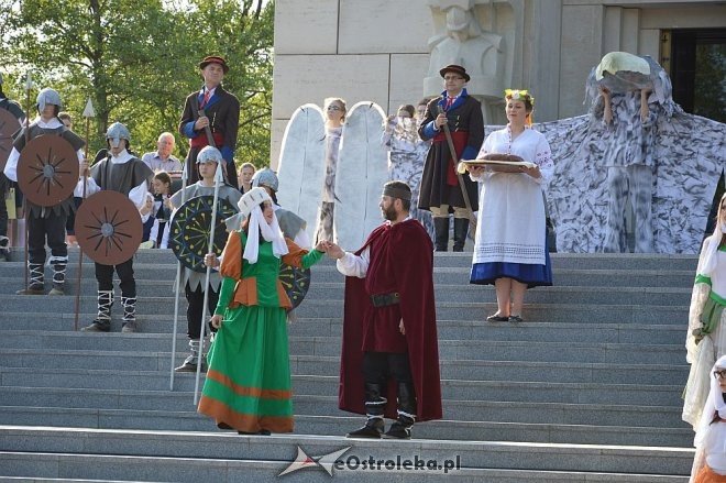 Miejskie obchody 1050. rocznicy Chrztu Polski [22.05.2016] - zdjęcie #96 - eOstroleka.pl