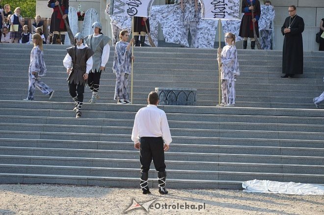 Miejskie obchody 1050. rocznicy Chrztu Polski [22.05.2016] - zdjęcie #80 - eOstroleka.pl