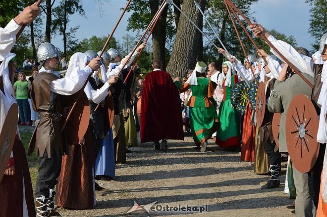 Miejskie obchody 1050. rocznicy Chrztu Polski [22.05.2016] - zdjęcie #49 - eOstroleka.pl