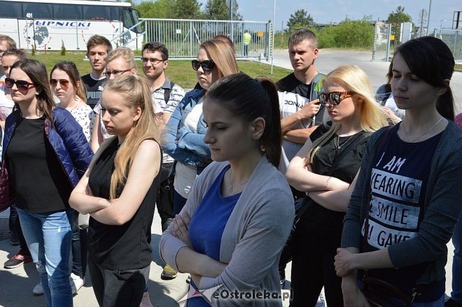 Studenci olsztyńskiego uniwersytetu z wizytą na stacji segregacji śmieci w Ostrołęce [23.05.2016] - zdjęcie #10 - eOstroleka.pl