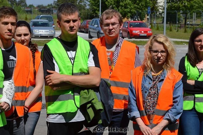 Studenci olsztyńskiego uniwersytetu z wizytą na stacji segregacji śmieci w Ostrołęce [23.05.2016] - zdjęcie #28 - eOstroleka.pl