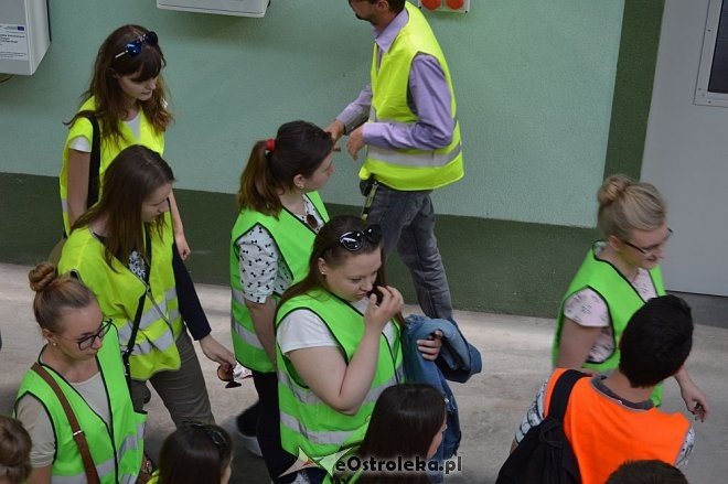 Studenci olsztyńskiego uniwersytetu z wizytą na stacji segregacji śmieci w Ostrołęce [23.05.2016] - zdjęcie #72 - eOstroleka.pl
