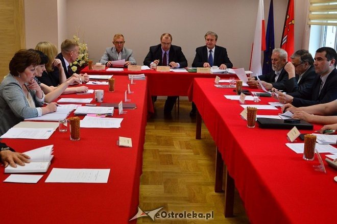 XIX sesja Rady Gminy Olszewo-Borki [25.06.2016] - zdjęcie #10 - eOstroleka.pl