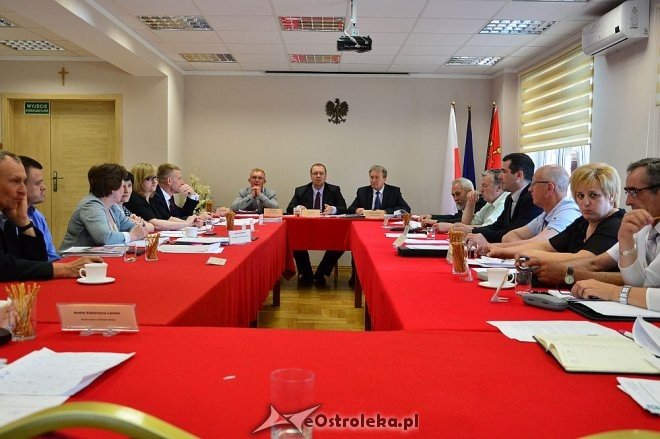 XIX sesja Rady Gminy Olszewo-Borki [25.06.2016] - zdjęcie #22 - eOstroleka.pl