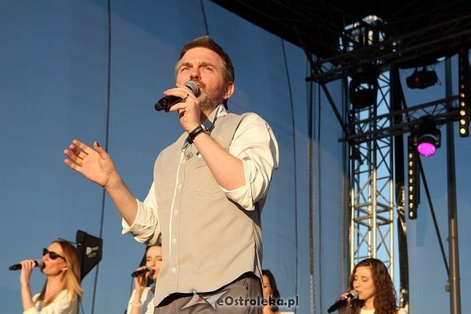 Koncert Uwielbienia - Trzecia Godzina Dnia [26.05.2016] - zdjęcie #37 - eOstroleka.pl