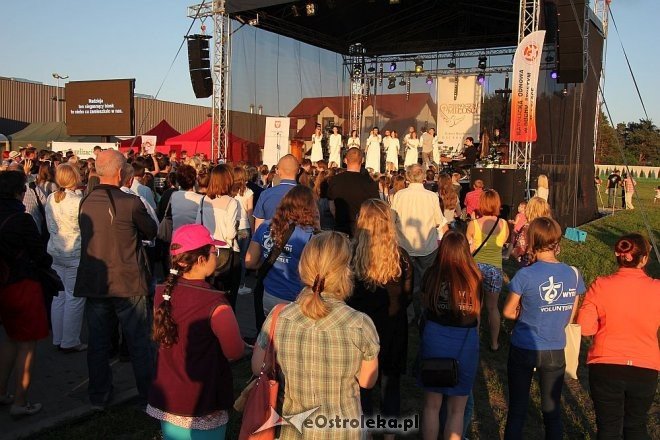 Koncert Uwielbienia - Trzecia Godzina Dnia [26.05.2016] - zdjęcie #14 - eOstroleka.pl