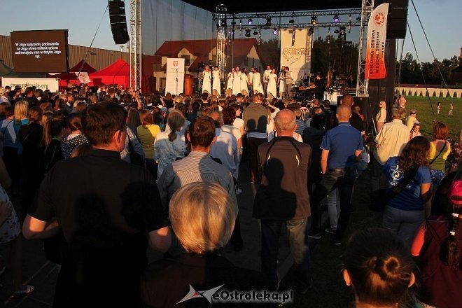 Koncert Uwielbienia - Trzecia Godzina Dnia [26.05.2016] - zdjęcie #12 - eOstroleka.pl