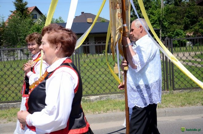 Procesja Bożego Ciała w Kadzidle [26.05.2016] - zdjęcie #77 - eOstroleka.pl