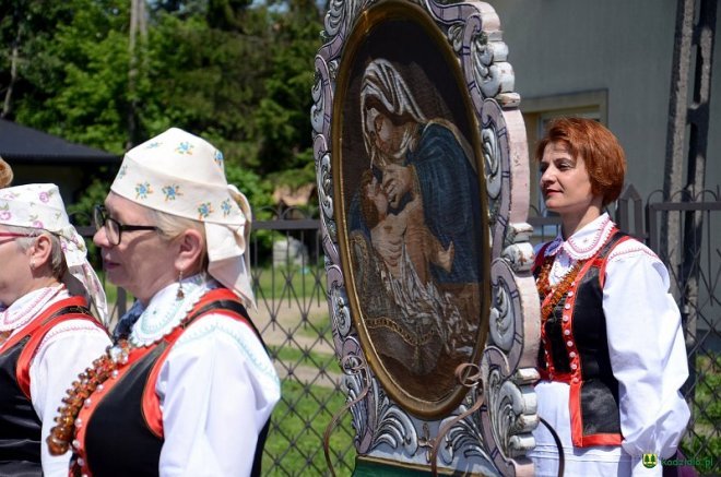 Procesja Bożego Ciała w Kadzidle [26.05.2016] - zdjęcie #83 - eOstroleka.pl