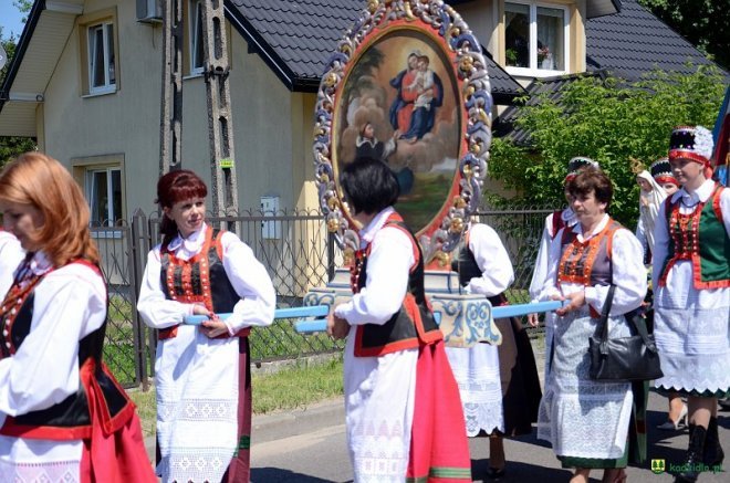 Procesja Bożego Ciała w Kadzidle [26.05.2016] - zdjęcie #79 - eOstroleka.pl