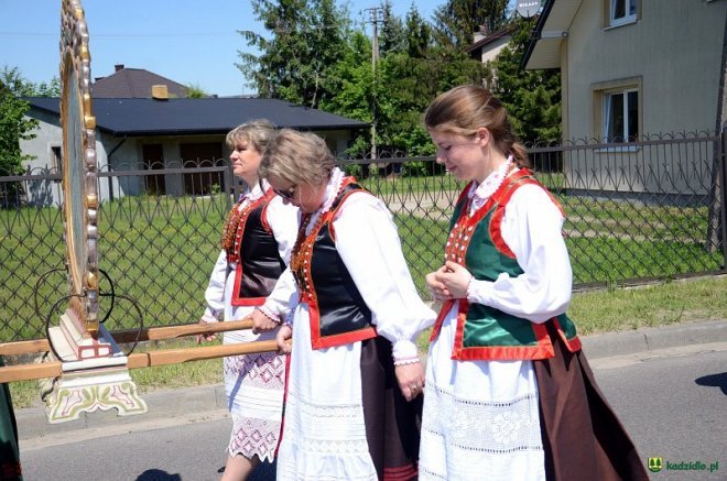 Procesja Bożego Ciała w Kadzidle [26.05.2016] - zdjęcie #72 - eOstroleka.pl