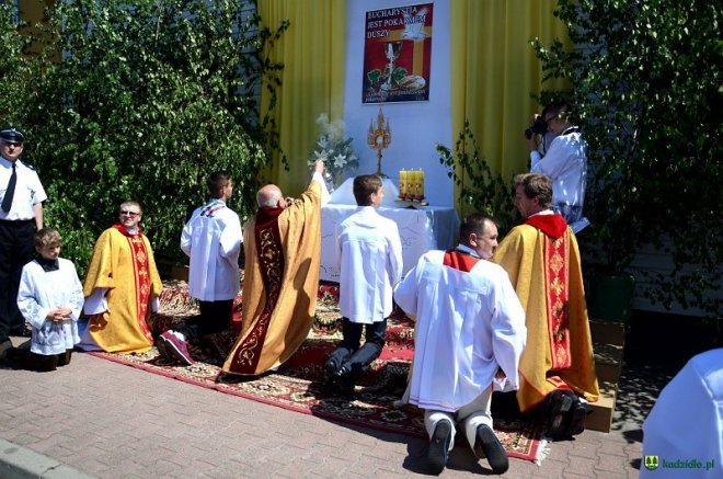 Procesja Bożego Ciała w Kadzidle [26.05.2016] - zdjęcie #20 - eOstroleka.pl