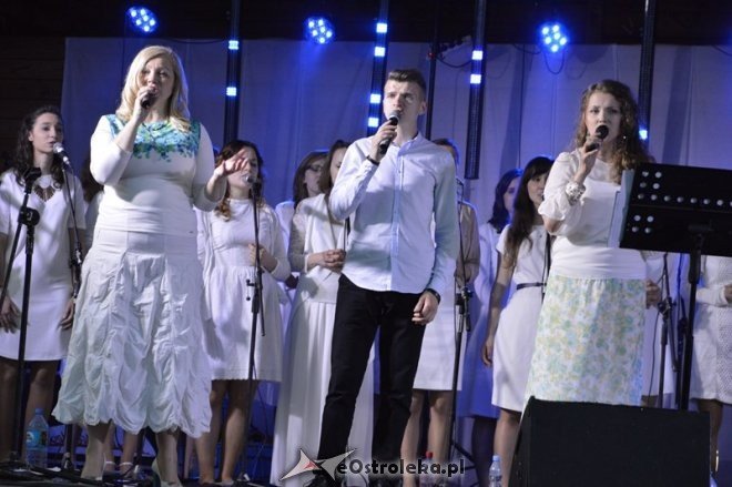 Koncert Uwielbienia w Myszyńcu [26.05.2016] - zdjęcie #27 - eOstroleka.pl