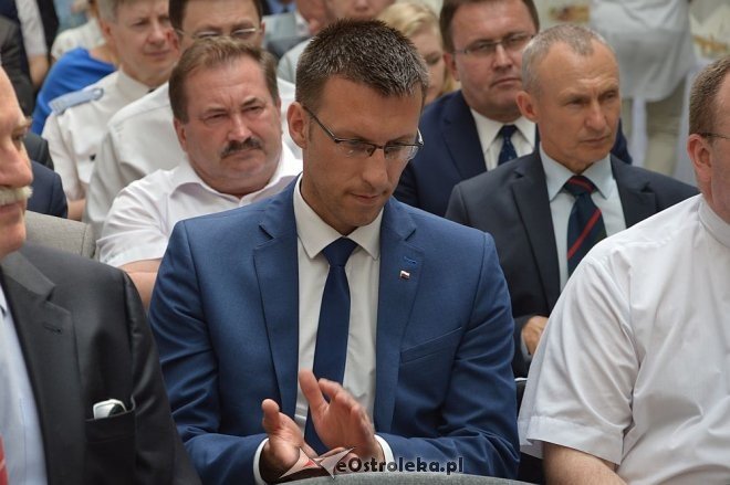XX sesja Rady Powiatu w Ostrołęce [30.05.2016] - zdjęcie #27 - eOstroleka.pl
