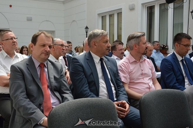 XX sesja Rady Powiatu w Ostrołęce [30.05.2016] - zdjęcie #73 - eOstroleka.pl