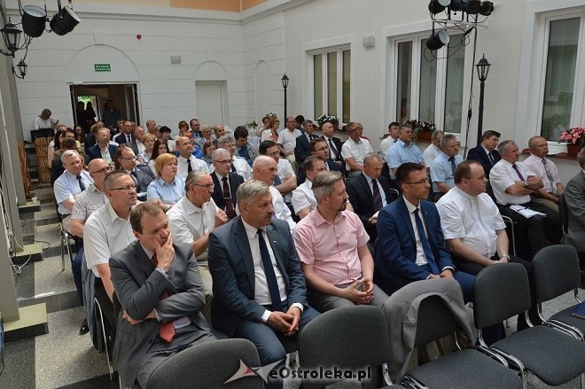 XX sesja Rady Powiatu w Ostrołęce [30.05.2016] - zdjęcie #77 - eOstroleka.pl