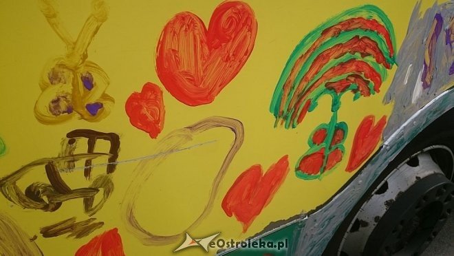 Dzień Dziecka z MZK: Przedszkolaki pomalowały autobus [01.06.2016] - zdjęcie #19 - eOstroleka.pl