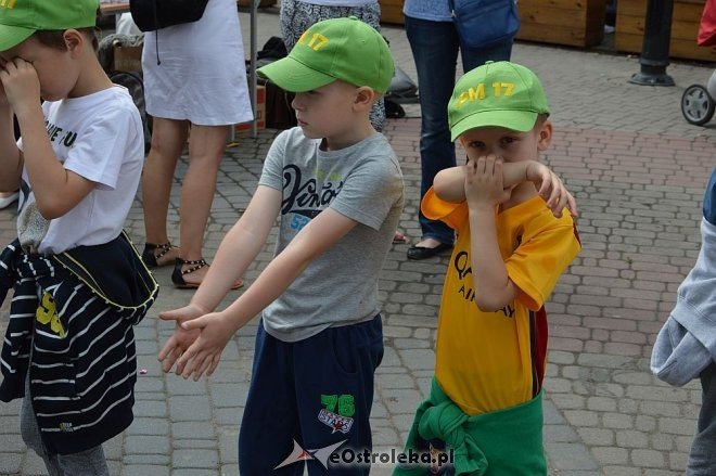 Językowy Dzień Dziecka z I LO w Ostrołęce [01.06.2016] - zdjęcie #35 - eOstroleka.pl